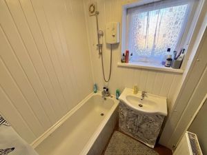 Bathroom- click for photo gallery